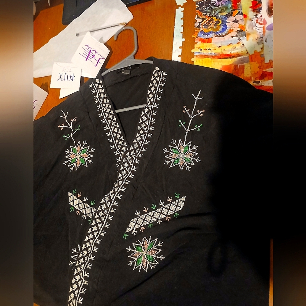 Short embroidery forever 21 fashion casual open  kimono jacket/ haori.